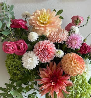 Picture for Flower Arranging with Seasonal Blooms