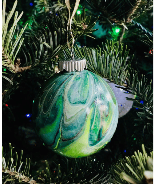 Picture for: Ornament Acrylic Pour