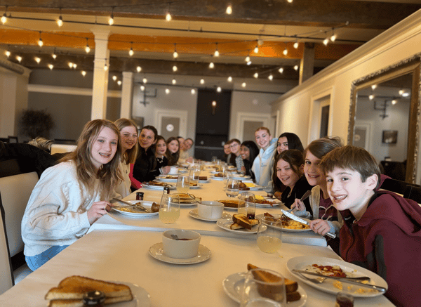 Picture for: Perfectly Polite Dinning Etiquette