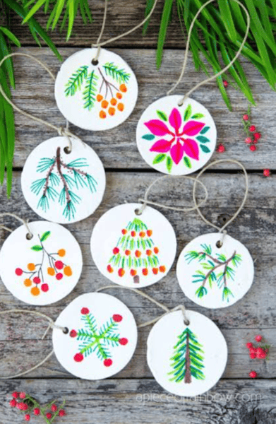 Course Holiday Craft Studio image 3