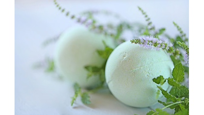 Picture for: Make your own Lip Gloss and Lip Balm