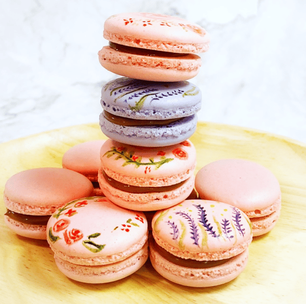 Picture for: French Macarons with Salted Caramel Buttercream and Chocolate Glaze
