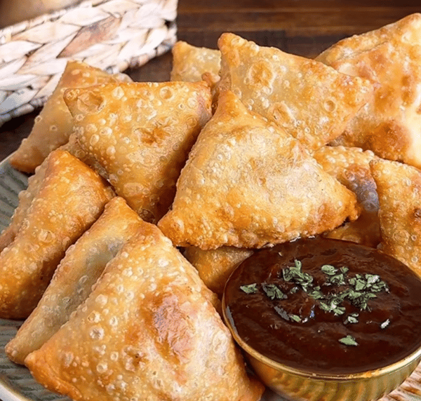 Picture for Art of Samosas: Scratch-made Wrappers, Flavorful filling, & 3 Ways to Cook!