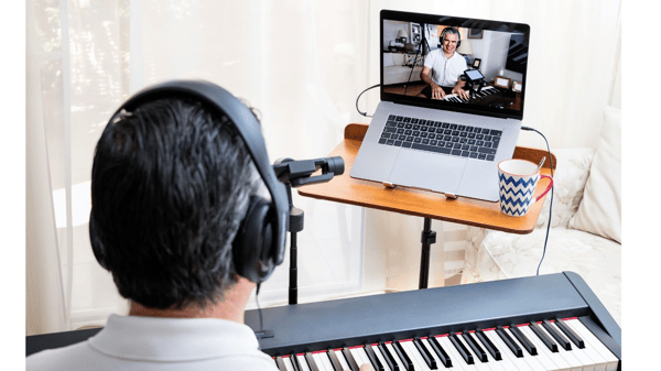 Course Instant Piano for Hopelessly Busy People Age 13+  - ONLINE image 1