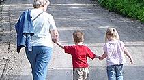 Picture for: Hike with ECFE | age birth-Kindergarten