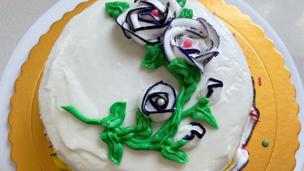 Picture for: Level 2 Cake Decorating