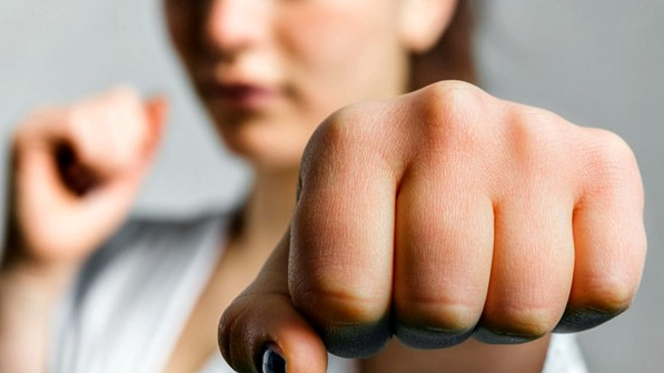 Picture for: Personal Safety & Self Defense / Seguridad personal y defensa personal