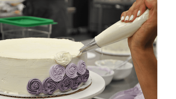 Course Cake Decorating image 1