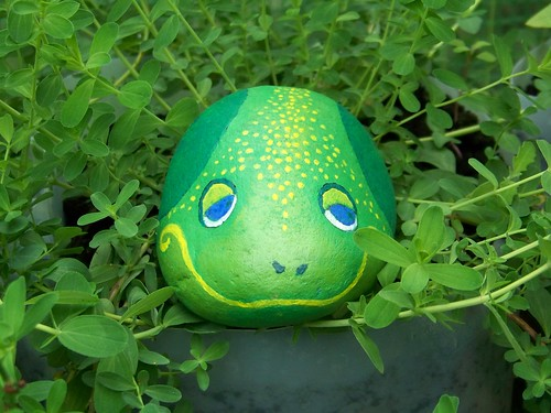 Painted Frog: Rock Art by Avenefica