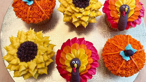 Course Thanksgiving Cupcake Design image 1