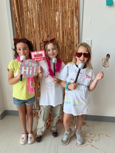 Picture for: Swifties Unite!