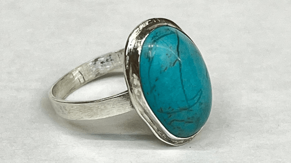 Picture for: Jewelry Studio: Silver Bezel Cabochon Ring