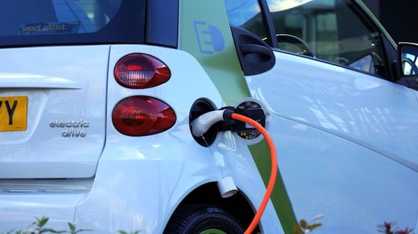 Picture for: An Introduction to Electric Vehicles
