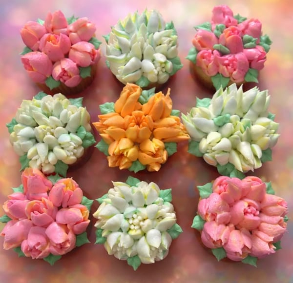 Picture for: Buttercream Blooms Cupcake Designs