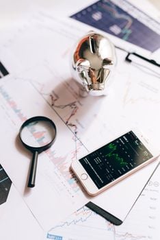 Picture for: Digital Tools & Financial Safety