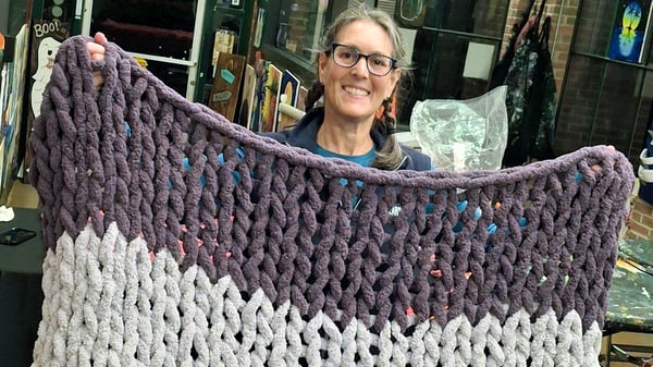 Picture for: Knit a Jumbo Chunky Throw Blanket (Family)