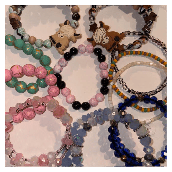 Course Beaded Bracelet Making image 1