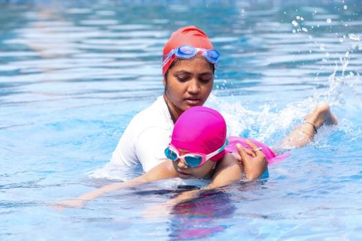 Picture for: Aquatots I