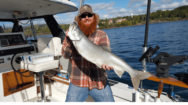 Picture for: Learn how to fish Lake Superior on the Water!
