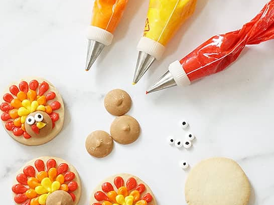 Picture for: Thanksgiving Cookies (grades 3-5)