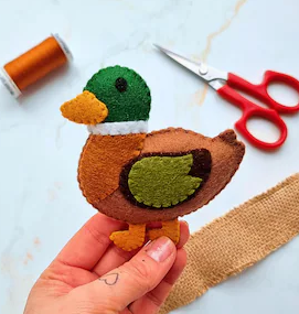 Course Adult-Child Craft Night (adult(s) with student ages 7+) image 3