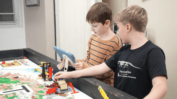 Course Robotics Lego League Team (grades 4-8) image 3