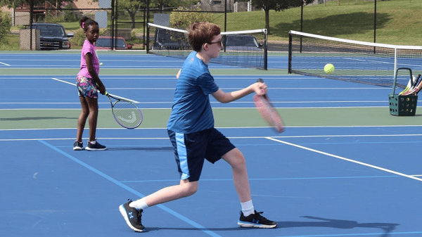 Course Tennis Lessons image 1