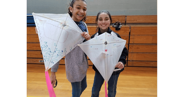 Course Build, Decorate, and Fly Your Own Kite! image 1