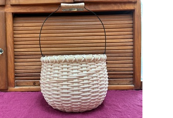 Course Basket Weaving: Bean Pot Basket image 2
