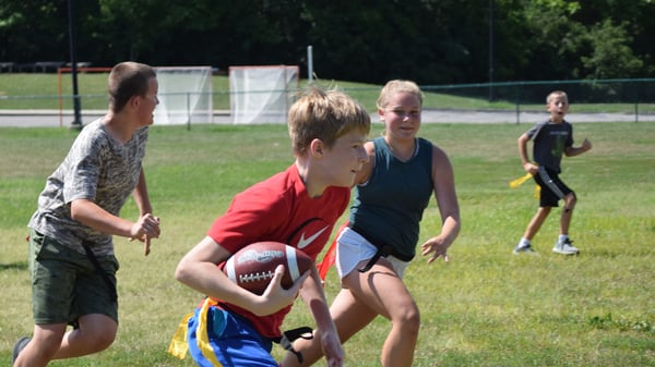 Course Flag Me Down Football image 1