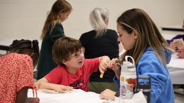 Course Mom and Me: Craft-a-thon image 1