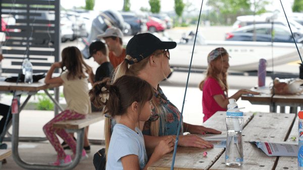 Course School of Fish image 5