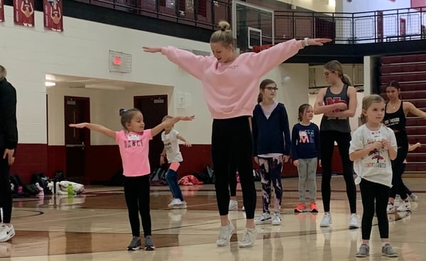 Picture for: Tiny Trojans Dance