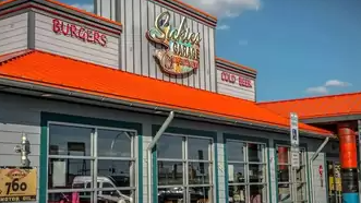 Course CHOICES Out to Eat: Sickies Garage image 1