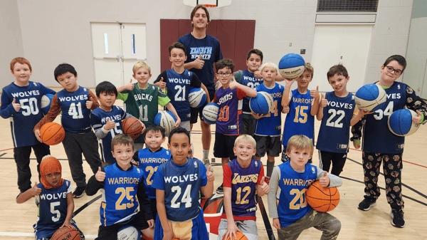 Course DASH Sports: Jr. NBA Basketball Mini-League: Gr 3-6 image 2
