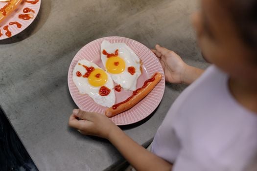Picture for: WBLStaff: Play With Your Food!: Gr K-5