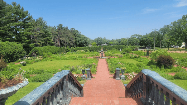 Picture for: Music in the Gardens