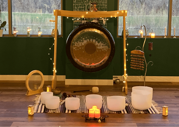 Course Healing Sound Bath image 1