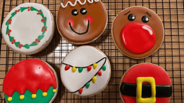 Course Royal Icing Cookie Decorating image 2