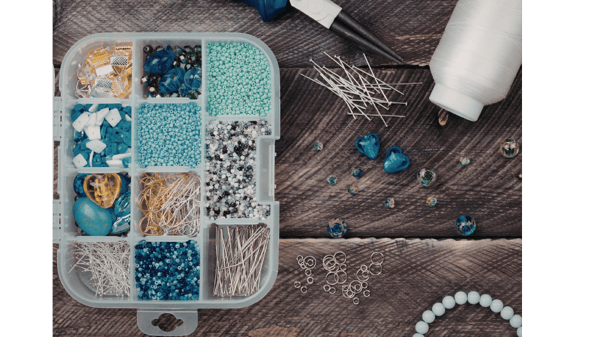 Picture for: Middle School Jewelry Making