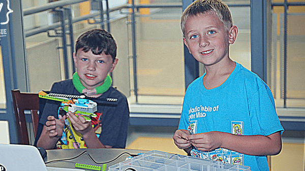 Picture for Bricktopia Heroic Engineers