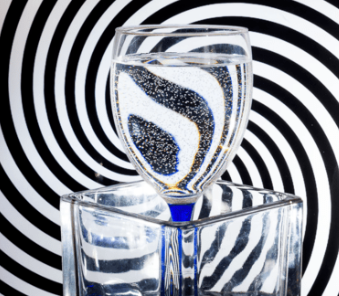 Course Trick Photography: Reflections, Refractions, and Trick Photography image 1