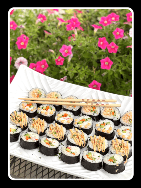 Course ONLINE COOKING WITH CHEF TESS: California Sushi Rolls image 2