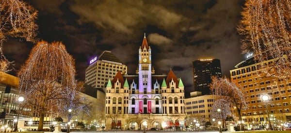 Picture for: Adult Day Trip: City Night Lights in St. Paul