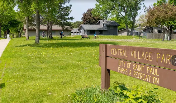 Course Rondo: Central Village Park Walking Tour image 2
