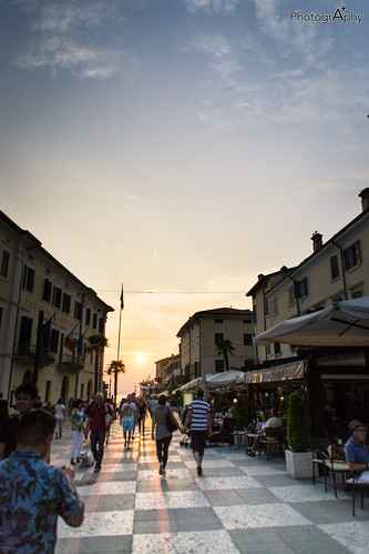 Sunset on the streets of garda