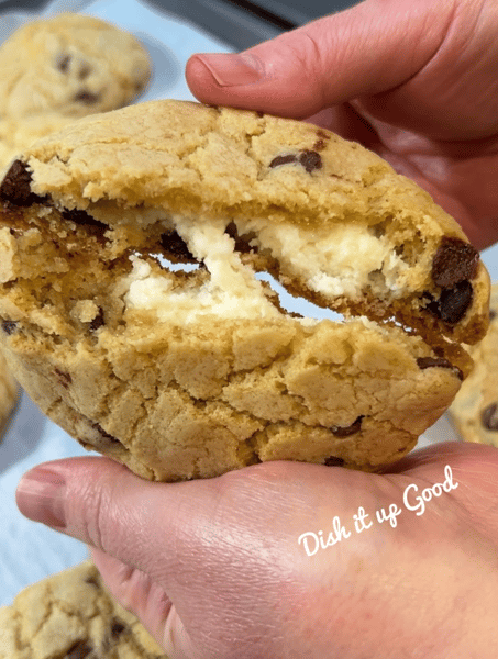 Picture for: Winter Wonderland Monster Cookies & Stuffed NYC Cookies Workshop!