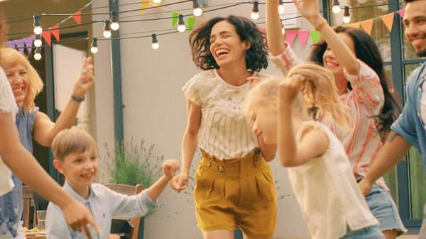 Course All Ages Family Dance Party! image 1