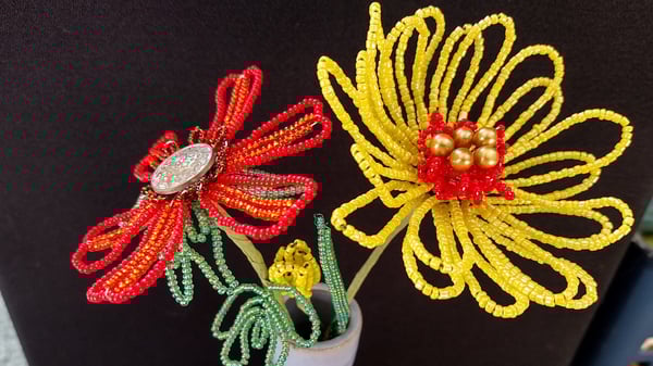 Picture for: Beaded Flowers Level 2 (Ages 16 & Up)