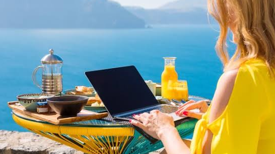 Picture for: EXPLORE THE WORLD AS A TRAVEL WRITER